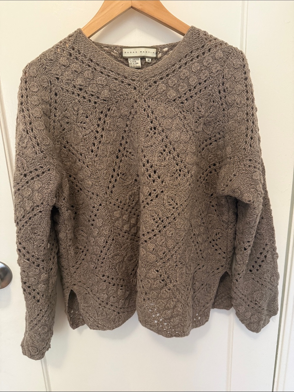 Taupe Open-Knit Wool Susan Martin Crewneck Sweater — M